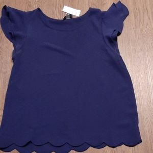 New blouse with tags.